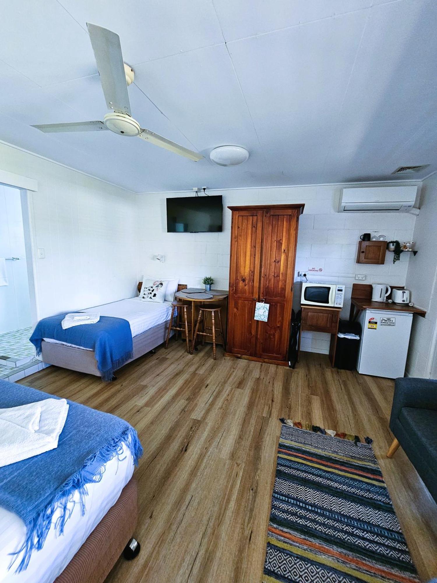 Kilcoy Motel Buitenkant foto